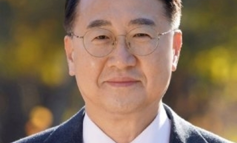 음주사고 낸 김인호 산림청장, 이재명 대통령 ‘직권면직’ 결정. 고급 공무원 이재명정부 먹칠 국민이 처단하자.