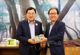 주낙영 경주시장, 신봉길 한국외교협회장 만나 APEC 정상회의 성공개최 논의