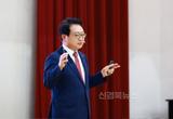 울진군수 초청 특강“앞으로 어떻게 할래?” 울진고등학교에서‘울진형 자율형 공립고(자공고) 2.0 운영’강연
