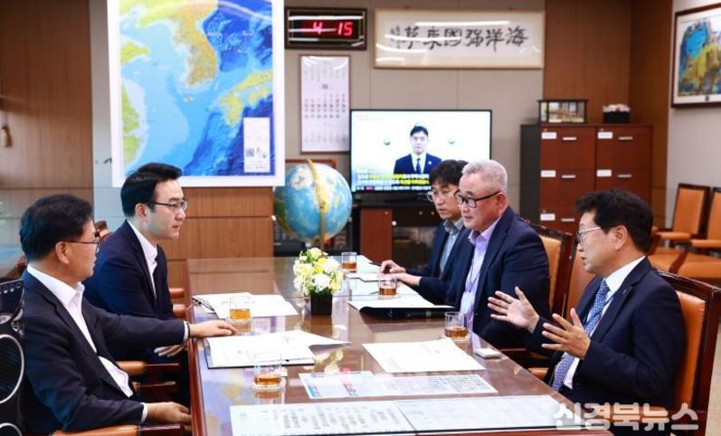 손병복 울진군수, 해양수산부 김성범 차관과 면담