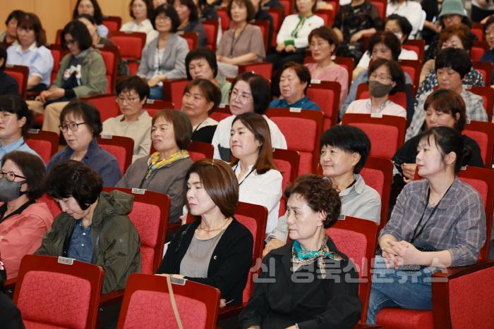 [크기변환]얘촌균, 노인인권 및 노인학대 예방교육 (3).JPG