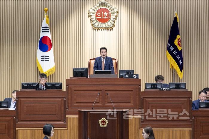 [크기변환]2024.05.03_제346회_임시회_제2차_본회의_2.jpg