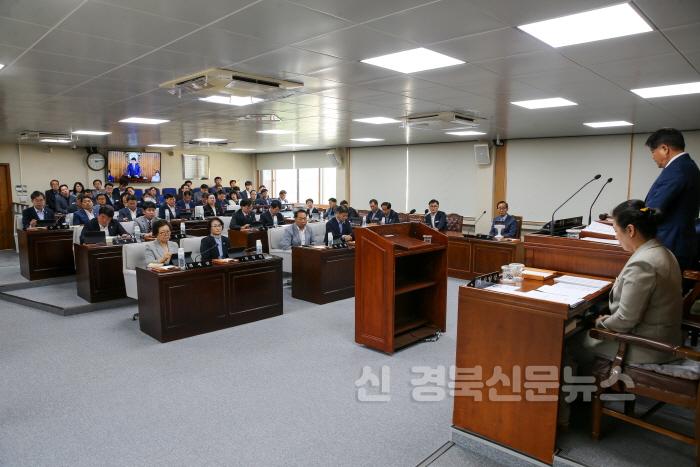 [크기변환]20240607 제282회 영주시의회 제1차 정례회 개회.jpg