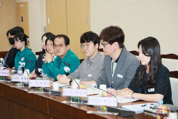 [크기변환]2024 06 11 민원담당자 소통간담회(종합민원과)47.JPG