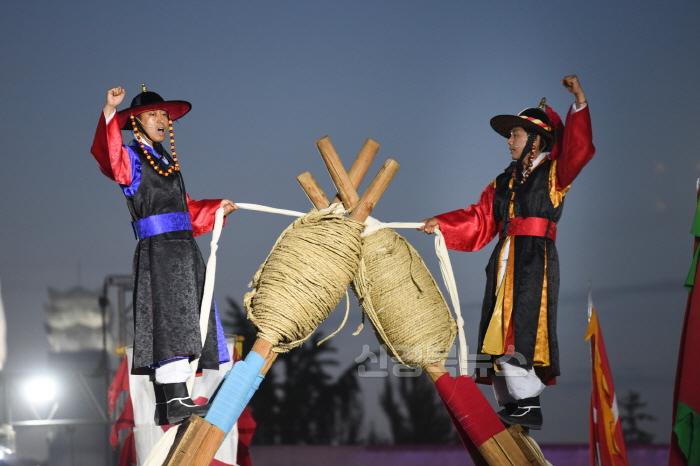 [크기변환]2차전장군노국공주축제 (2).jpg