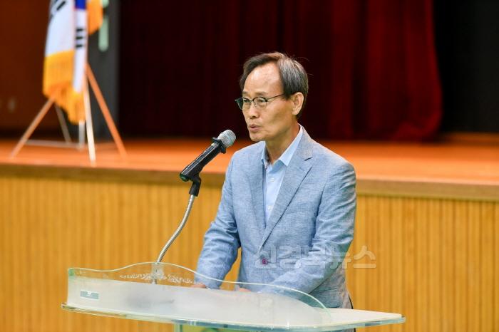 [크기변환]영주-5-2 박남서 영주시장이 환영사를 하고 있다.jpg