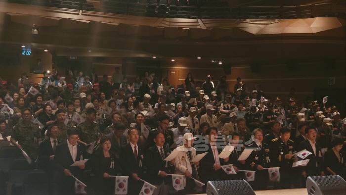 [크기변환]3 [사진] 영천시, 6.25전쟁 제74주년 기념식 개최(2).jpg