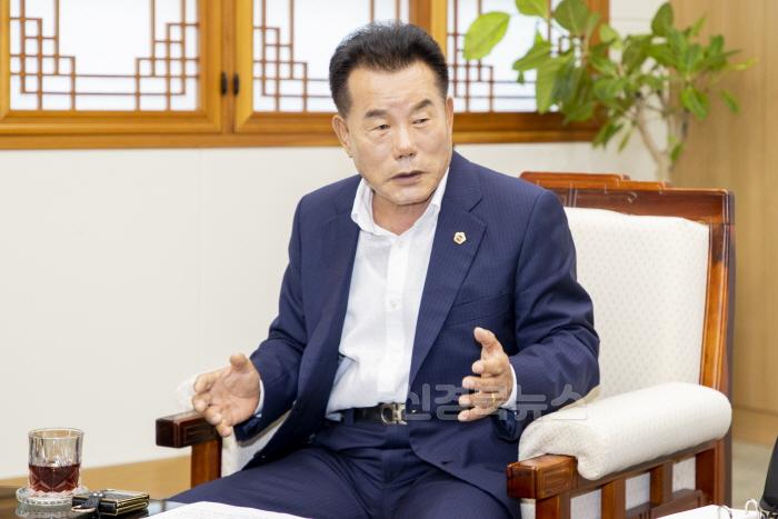 [크기변환]1-2.제12대 경상북도의회 전반기 마무리 보도자료 사진파일 (2).JPG