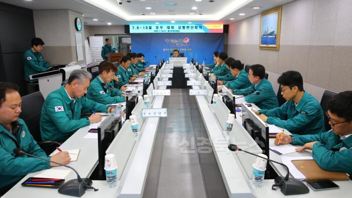 [크기변환]2. 부시장 주재 회의사진.JPG