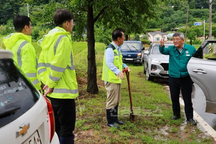 [크기변환]2024 07 10 수해피해 현장점검(안전재난과)445 (3).JPG
