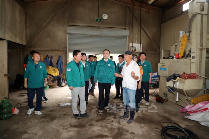 [크기변환]0712 이한경 행안부 차관, 안동 호우 피해지역 방문 (2).JPG