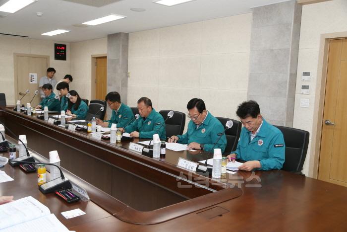 [크기변환](상주시 축산과)최정록 농림축산식품부 장관 상주시 아프리카돼지열병 방역 현황 점검 (2).JPG