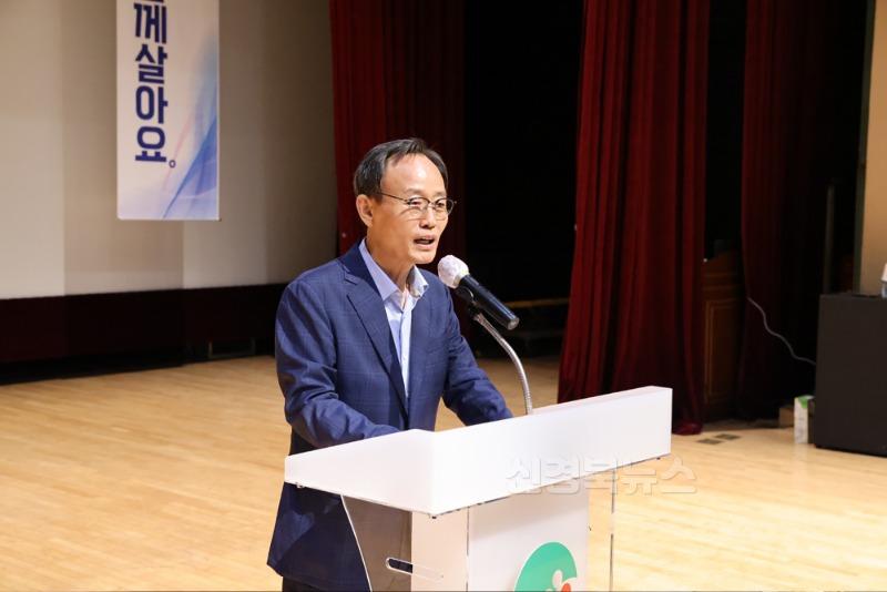 영주-3-2 박남서 영주시장이 행복기동대 발대식에서 인사말을 하고 있다.jpg