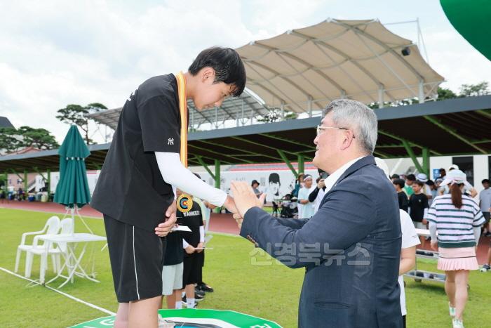 [크기변환]2024 07 26 경상북도지사기 양궁대회 남자초등부 시상식(체육사업소)24.JPG