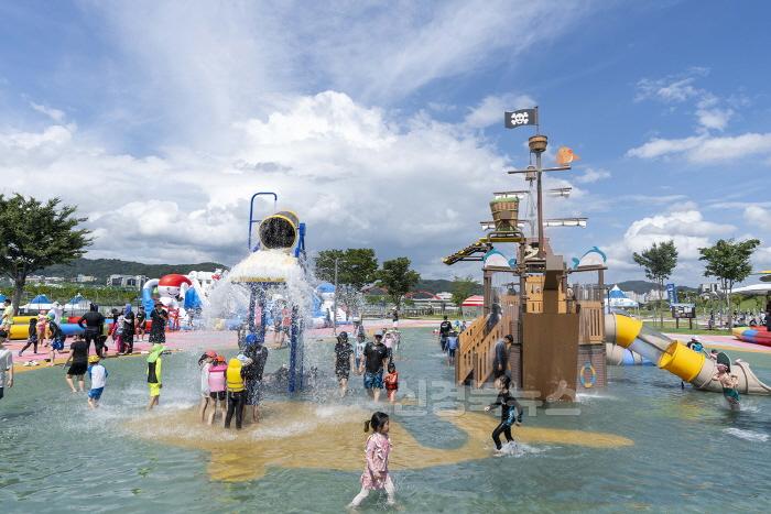 [크기변환]0730 2024 안동 수(水)페스타  여름 물축제 첫 선보여 (4).jpg