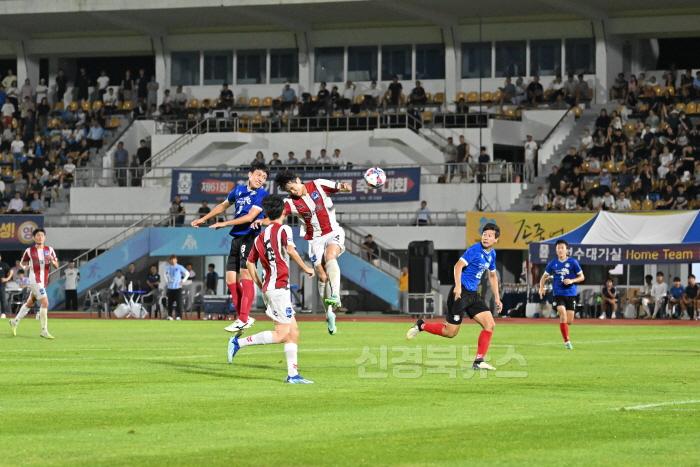 [크기변환]1-1_영덕고 축구부, 42년 만에 전국대회 우승 꿈 이뤄.jpg