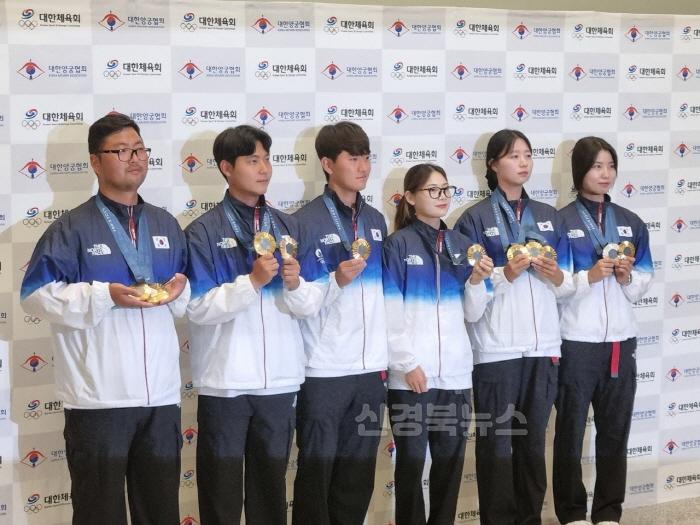 [크기변환]예천군 김제덕 금의환향 (2).jpg