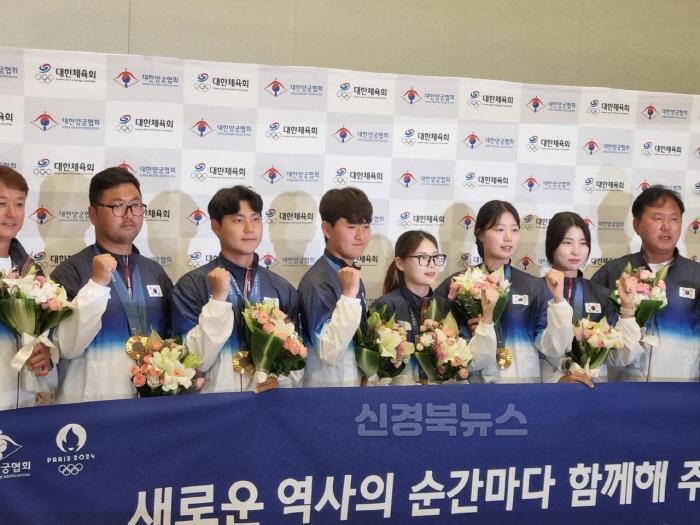 [크기변환]예천군 김제덕 금의환향 (4).jpg