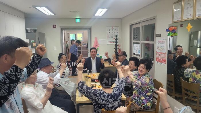 [크기변환]0807 안동시  ‘찾아가는 효자손’ 사업으로 시민과 소통 강화 (3).jpg