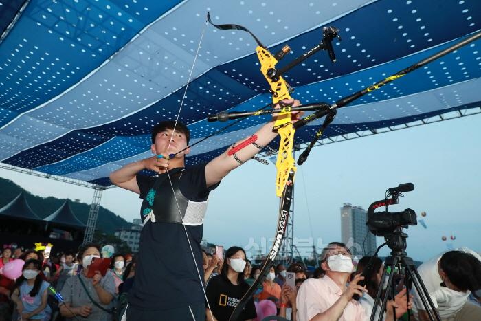 [크기변환](예천군)‘2024 예천곤충축제’ 15일부터 관람객 맞이_2022년도 개막식.JPG