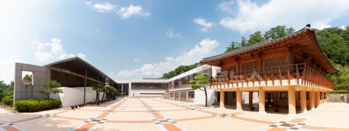 [크기변환]영주-1-1 소수박물관은 오는 23일 _개관 20주년 학술대회_를 개최한다(박물관 전경).jpg