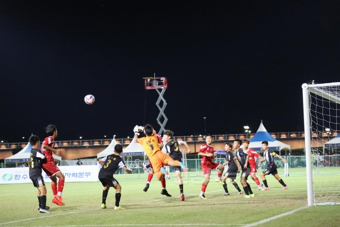 [크기변환]1-3. 화랑대기 유소년 축구 1차 대회 성료.JPG