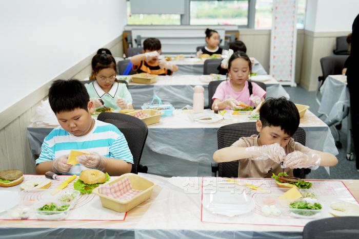 [크기변환]240822보도자료(청송군청소년수련관, 하반기 연중 프로그램 참가자 모집-요리교실).JPG