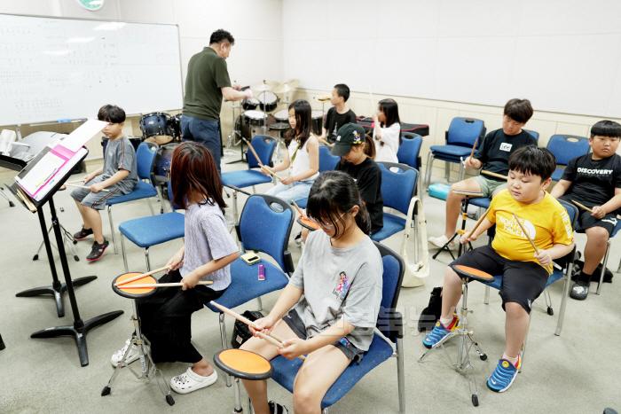 [크기변환]240822보도자료(청송군청소년수련관, 하반기 연중 프로그램 참가자 모집-드럼교실) (2).JPG