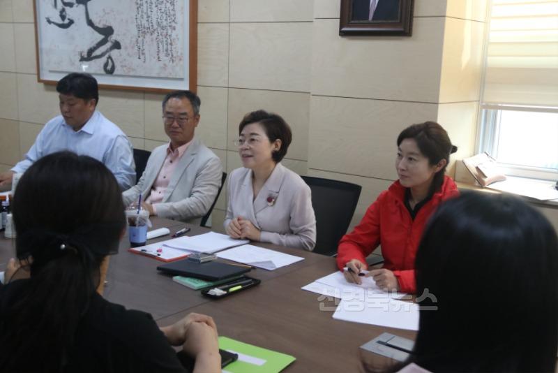 KakaoTalk_20240825_100535040_05.jpg