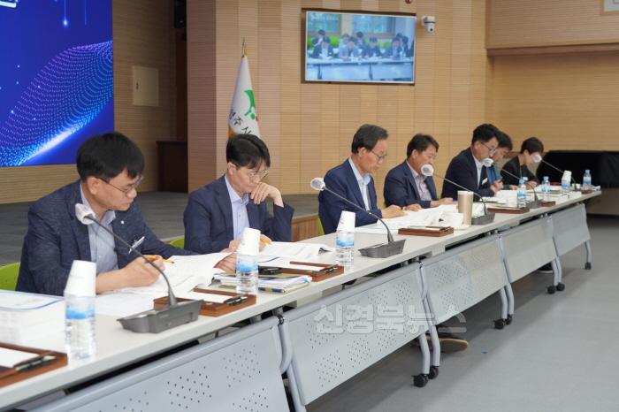 [크기변환]영주-1-4 27일 시청 강당에서 개최된 _2025년도 업무보고회_ 모습.JPG