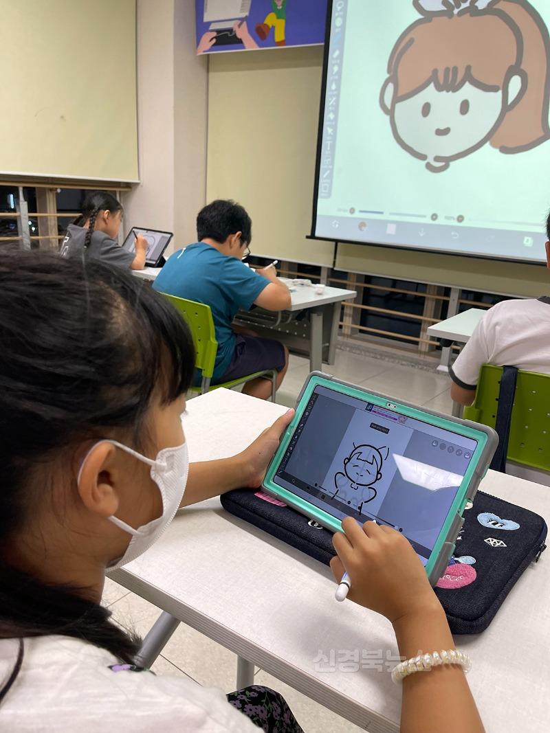 0830 안동시립어린이도서관, 8월 문화가 있는 날 행사로 아이들의 즐거운 문화 놀이터가 되다 (2).jpg