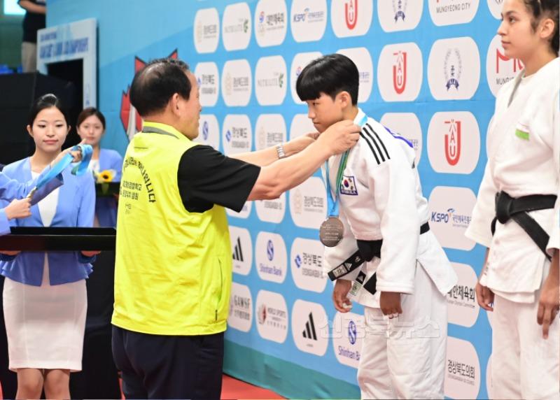 0830 문경시 사진자료(“2024 문경 아시아 유·청소년 유도 선수권대회 성료”)-새마을체육과4.jpg