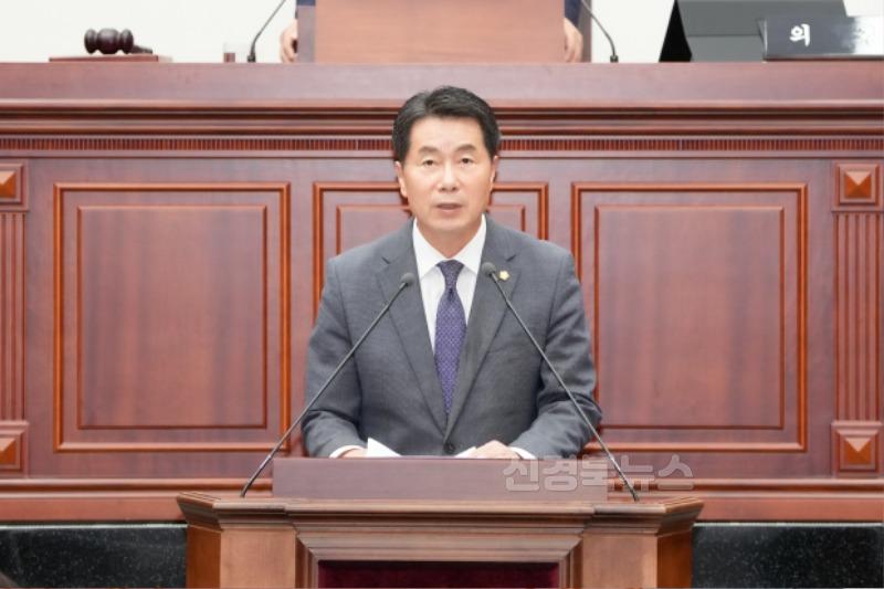 1-2. 제284회 제2차 본회의 5분 자유발언(김동해 의원).jpg