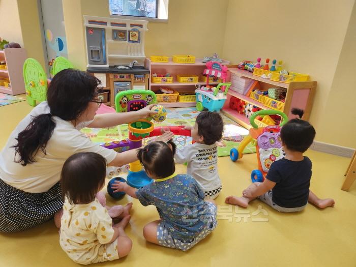 [크기변환][인구정책과]365돌봄어린이집.jpg