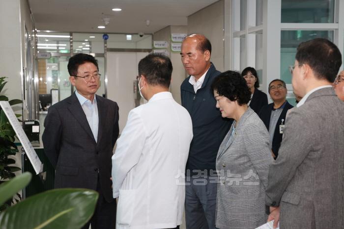 [크기변환](상주시 건강증진과)경북도지사, 공공산후조리원 방문 (2).JPG