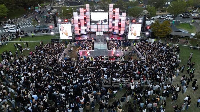 [크기변환]7. 2023년 화랑무도회 공연.jpg