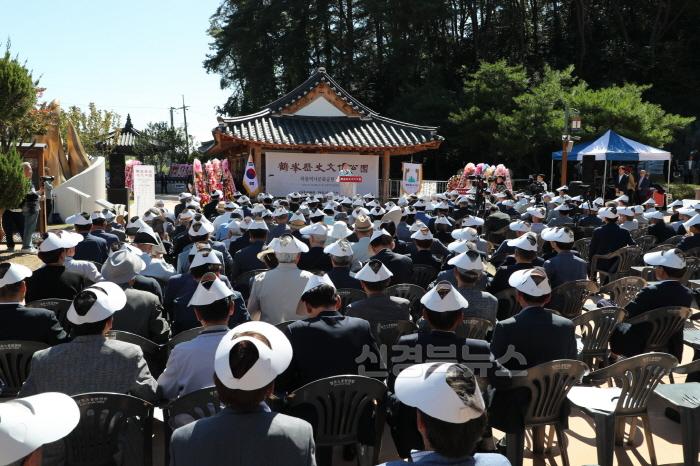[크기변환]0930 학봉역사문화공원 드디어 문 열다 (3).JPG