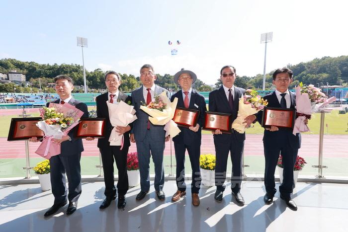 [크기변환][예천군] 제26회 예천군민의 날 기념식 및 제60회 예천군민체육대회 (2).JPG