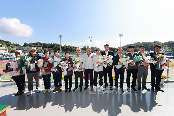 [크기변환][예천군] 제26회 예천군민의 날 기념식 및 제60회 예천군민체육대회 (5).JPG