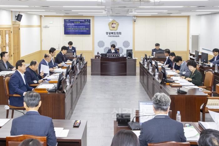 [크기변환]기획경제위원회_사진1.jpg