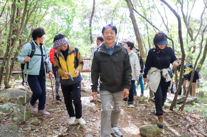 [크기변환]성주군사진(제13회 성주가야산사랑 산행대회)-3.jpg