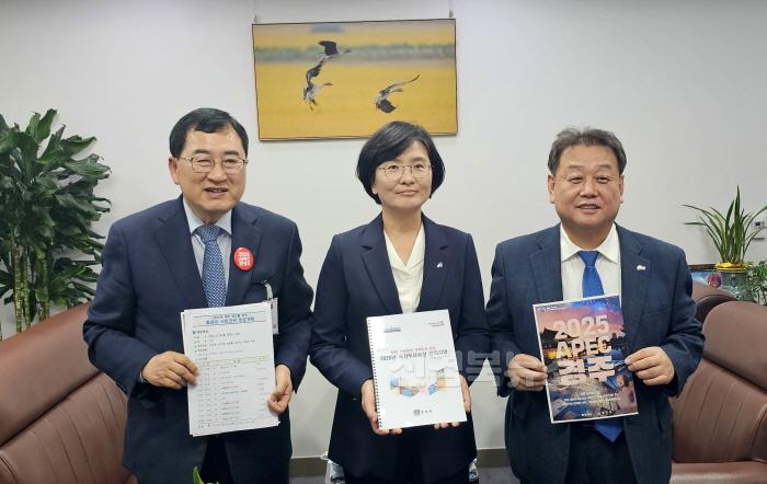 [크기변환]02_보도자료_주낙영 경주시장 APEC 준비와 지역 현안 해결 위해 국비 지원 총력.jpg