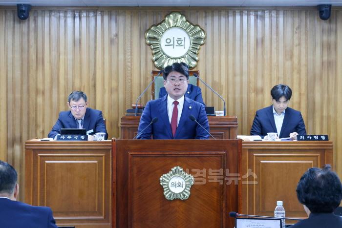 [크기변환]김병창 의원 5분자유발언 사진.jpg