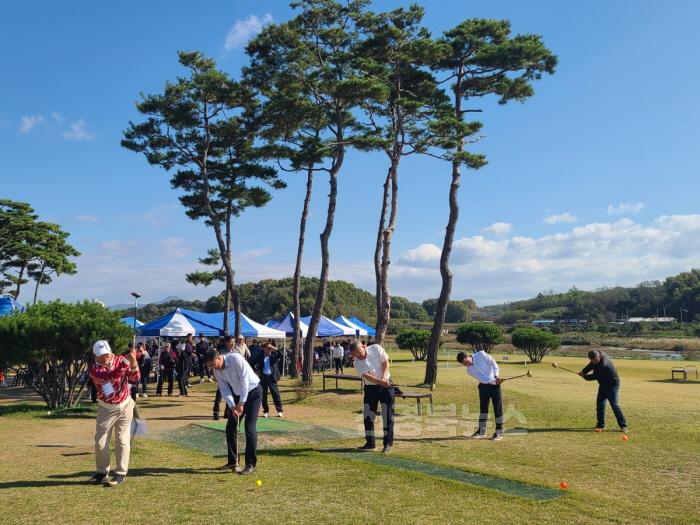 [크기변환](예천군)제5회 경상북도 파크골프 지도자 대회, 제7회 예천군수기 한마음 파크골프 대회 (3).jpg