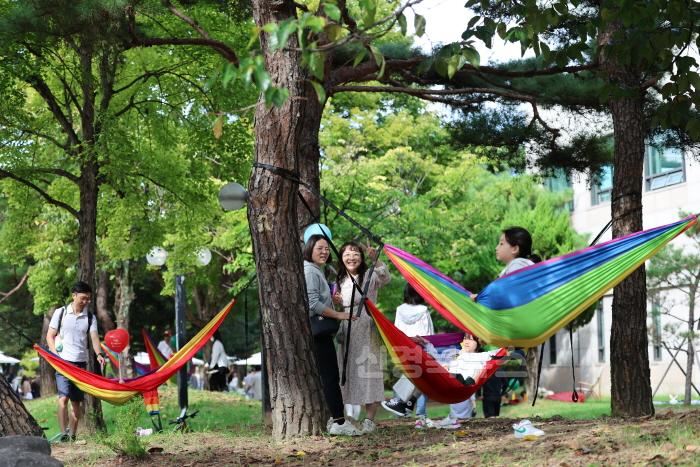 [크기변환][시립중앙도서관]2024구미독서문화축제(독서캠핑).jpg