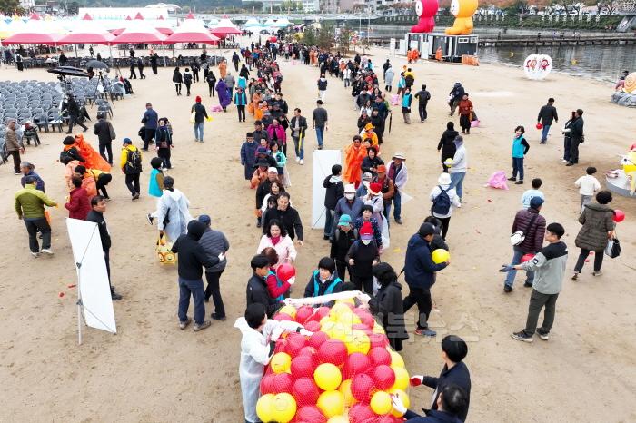 [크기변환]제18회 청송사과축제[황금사과를 찾아라].jpg