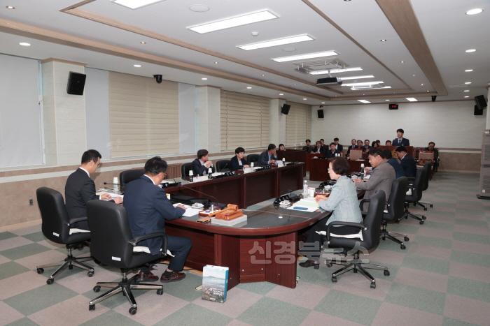 [크기변환]241105 제229회 임시회 예산결산특별위원회 (10).JPG