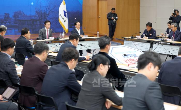 [크기변환]11.8_도지사-시장_군수_대구경북통합_간담회2.jpg