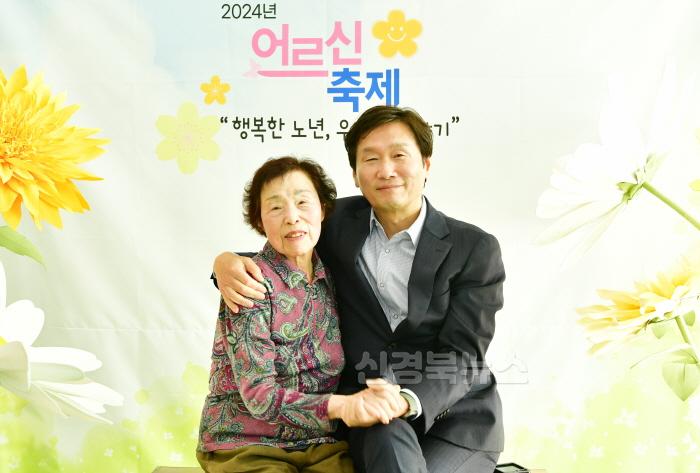 [크기변환]［경산시 보도자료］경산시노인종합복지관 어르신 축제3.JPG