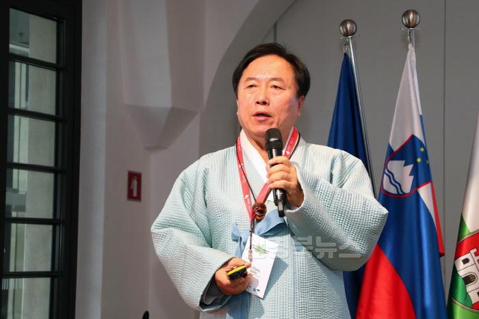 [크기변환]1114 안동시  제19회 세계역사도시회의 참가 (1).JPG